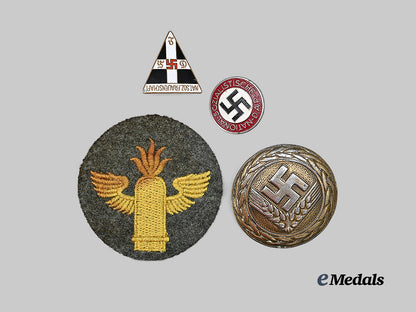 germany,_third_reich._a_mixed_lot_of_badges_for_military,_party,_and_labour_personnel_e_medals__g62903_2