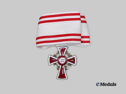 austria,_imperial._an_honour_decoration_of_the_red_cross,_i_class_cross_with_war_decoration_e_medals__e_u24878_4