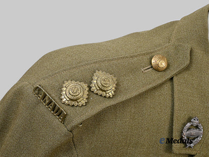 canada,_commonwealth._a_royal_canadian_armoured_corps_lieutenant_uniform,_named_e_medals__c7647_13