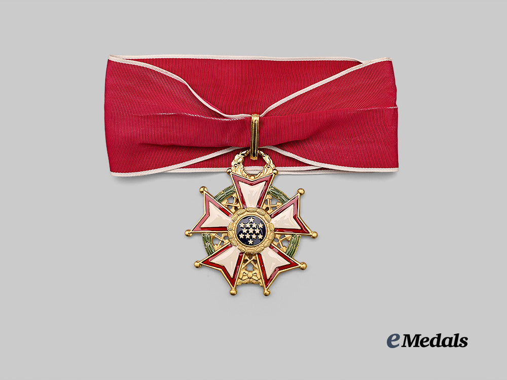 united_states._a_legion_of_merit_chief_commander_and_commander_e_medals__w8479_6