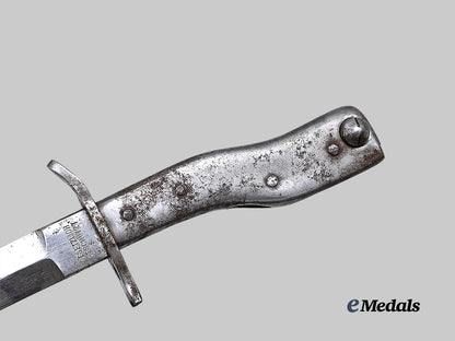 germany,_imperial._a_crank_handle_combination_bayonet_and_fighting_knife,_by_deutsche_maschinenfabrik_a_g_e_medals__g62705_6