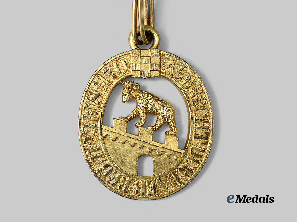 anhalt,_duchy._an_order_of_albert_the_bear,_grand_cross_decoration,_c.1916_e_medals__g62654_5
