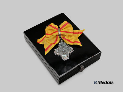 japan,_empire._an_order_of_the_sacred_crown,_v_i_i_i_class,_c.1900_e_medals__m0332-46_3