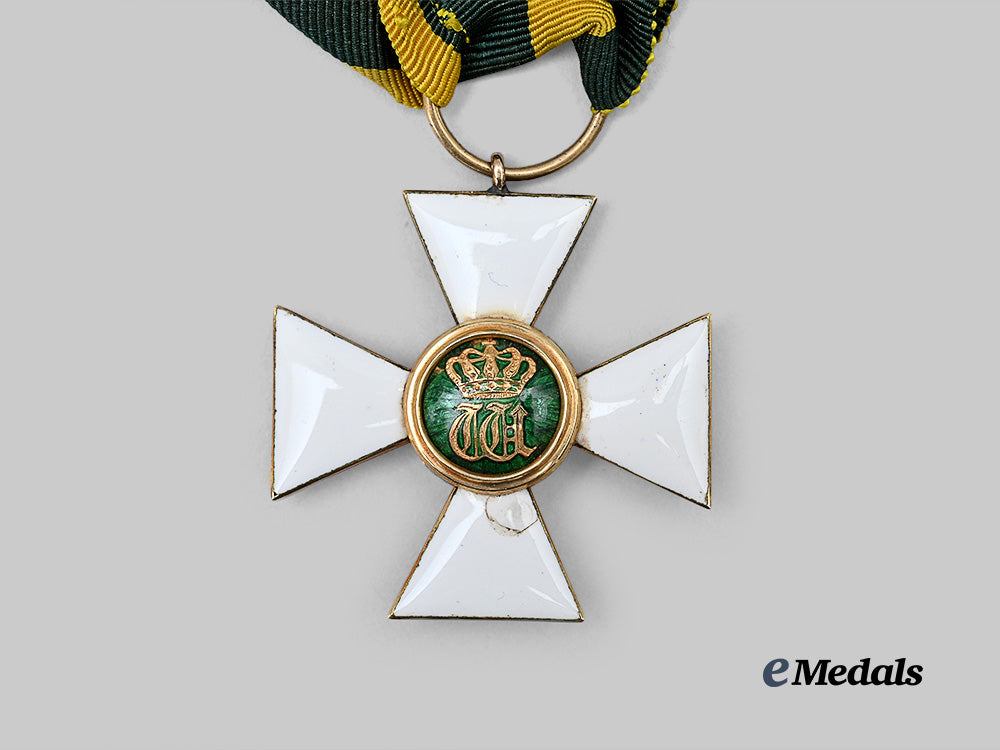 luxembourg,_grand_duchy._an_order_of_the_oak_crown,_knight_in_gold_e_medals__m0332-80_5