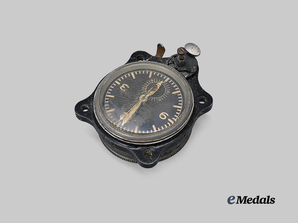 germany,_luftwaffe._a_j30_b_z_cockpit_clock,_with_me-262_attribution,_by_junghans_e_medals__g62771_4