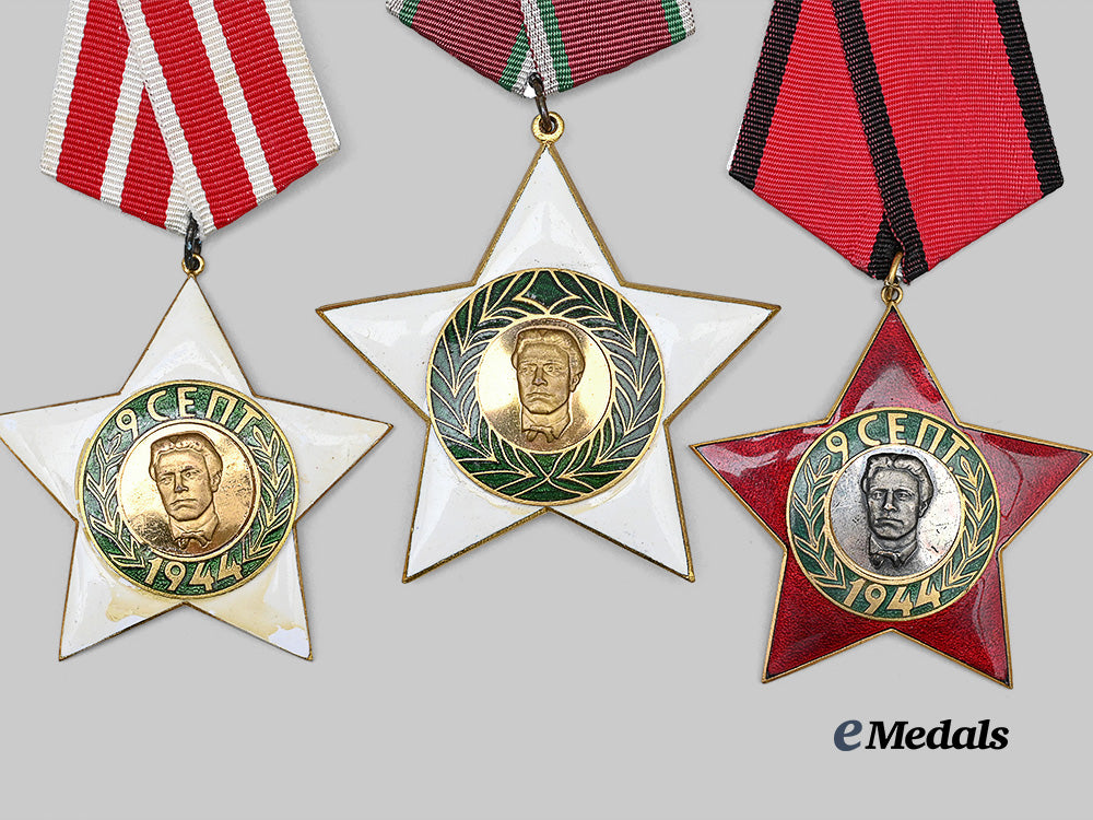 bulgaria,_people’s_republic._three_orders_of_the9th_september,1944_e_medals__m0625-110_3