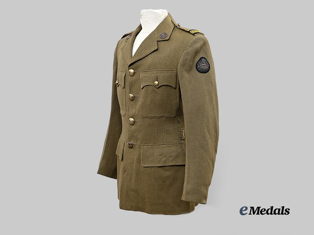 canada,_commonwealth._a_knight's_of_columbus_war_service's_officer's_tunic,_named_e_medals__c7256_4