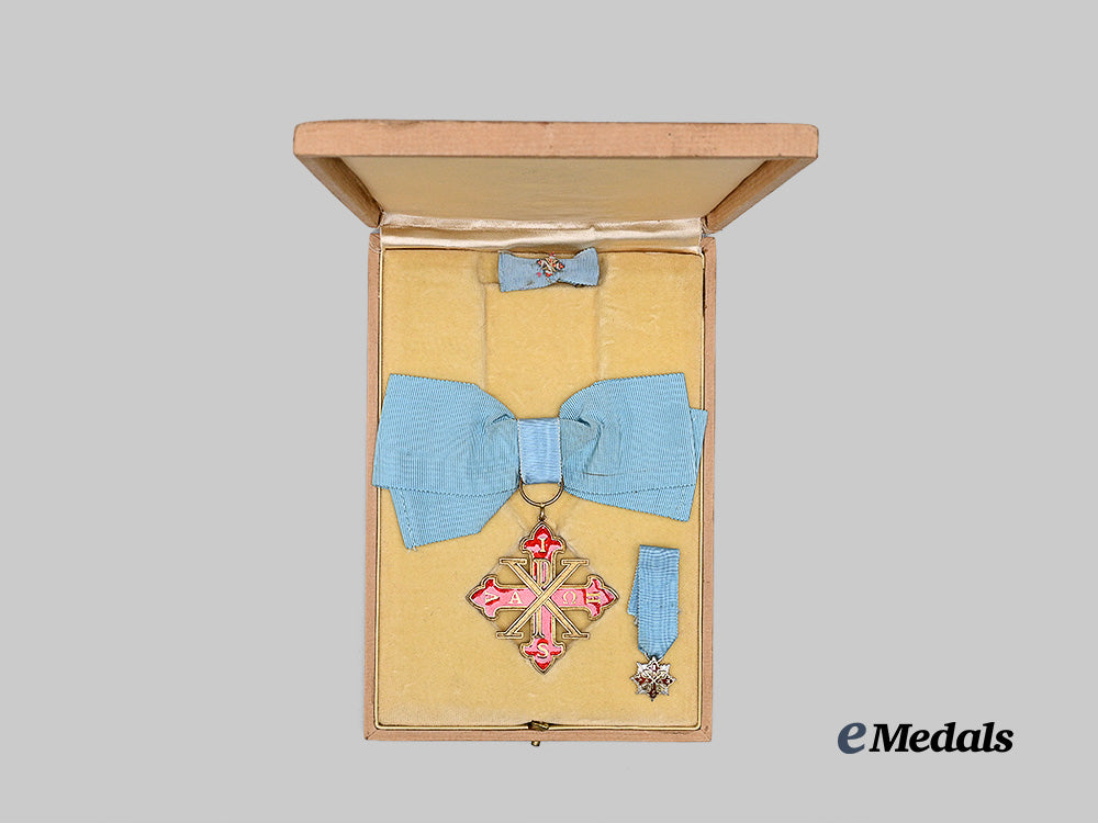 italy,_two_sicilies._a_constantinian_order_of_st._george,_lady’s_shoulder_badge,_in_case_e_medals__m0332-70_3