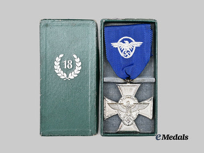 germany,_ordnungspolizei._an18-_year_long_service_award,_with_case_e_medals__g61769_3