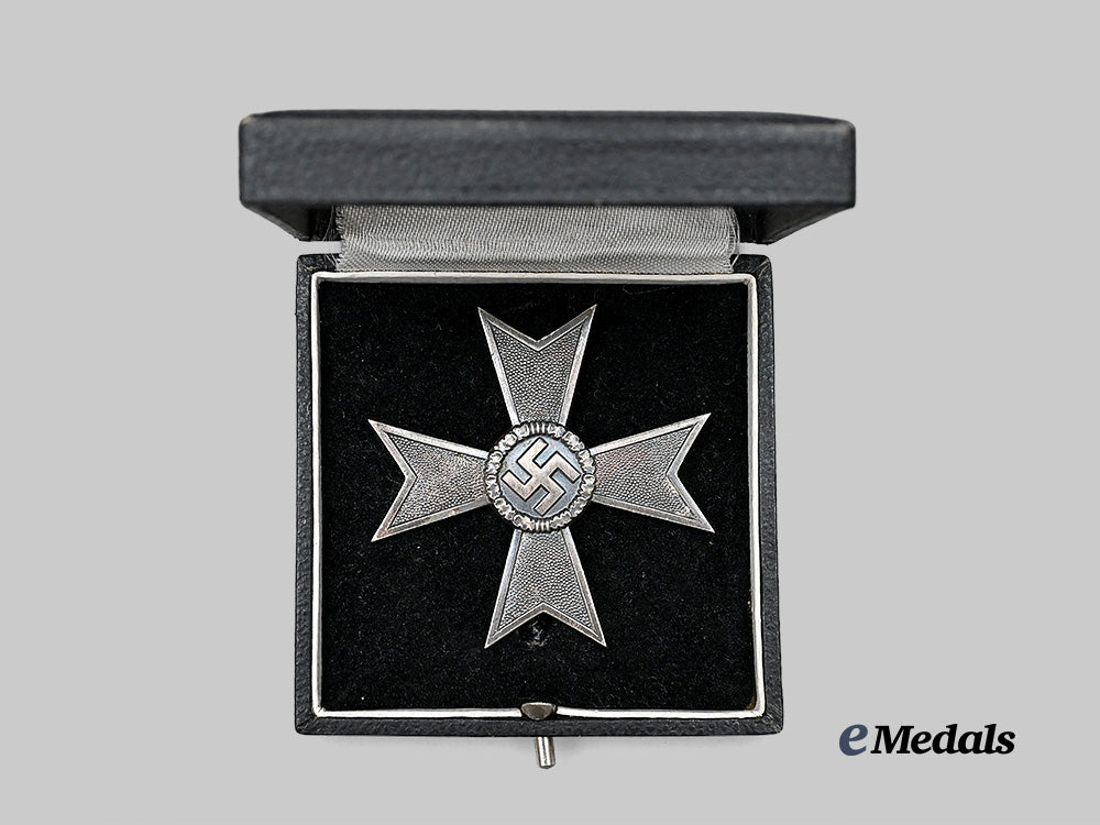 germany,_wehrmacht._a_war_merit_cross_i_class,_with_case,_by_steinhauer&_lück_e_medals__g61770_3