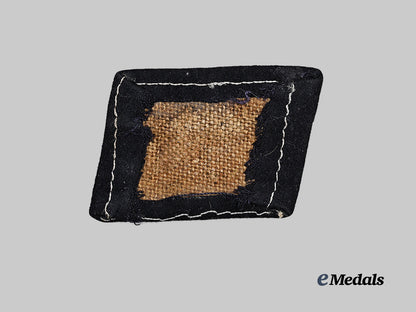 germany,_s_s._an18th_s_s_volunteer_panzergrenadier_division_horst_wessel_collar_tab_e_medals__g63005_3