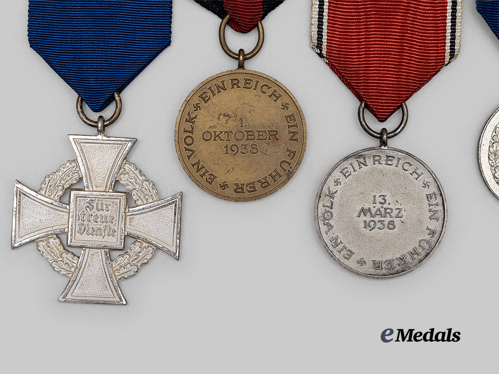 germany,_third_reich._a_mixed_lot_of_awards_for_military_and_occupation_service_e_medals__g62852_6