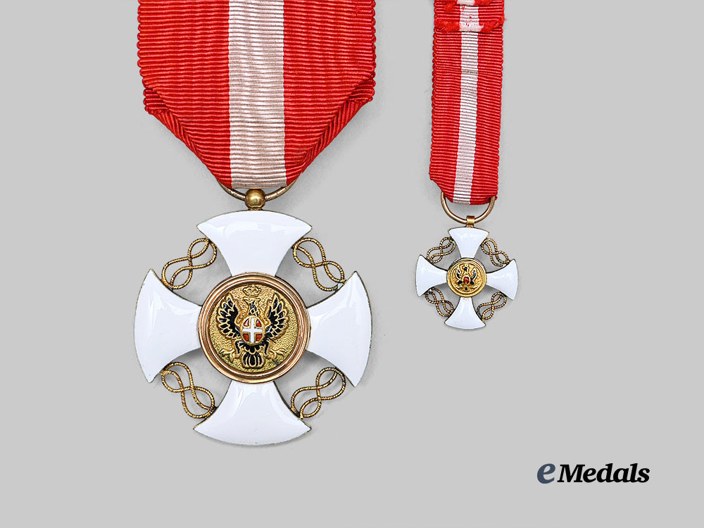 italy,_kingdom._an_order_of_the_crown_of_italy,_officer’s_cross,_in_gold_e_medals__m0625-105_10