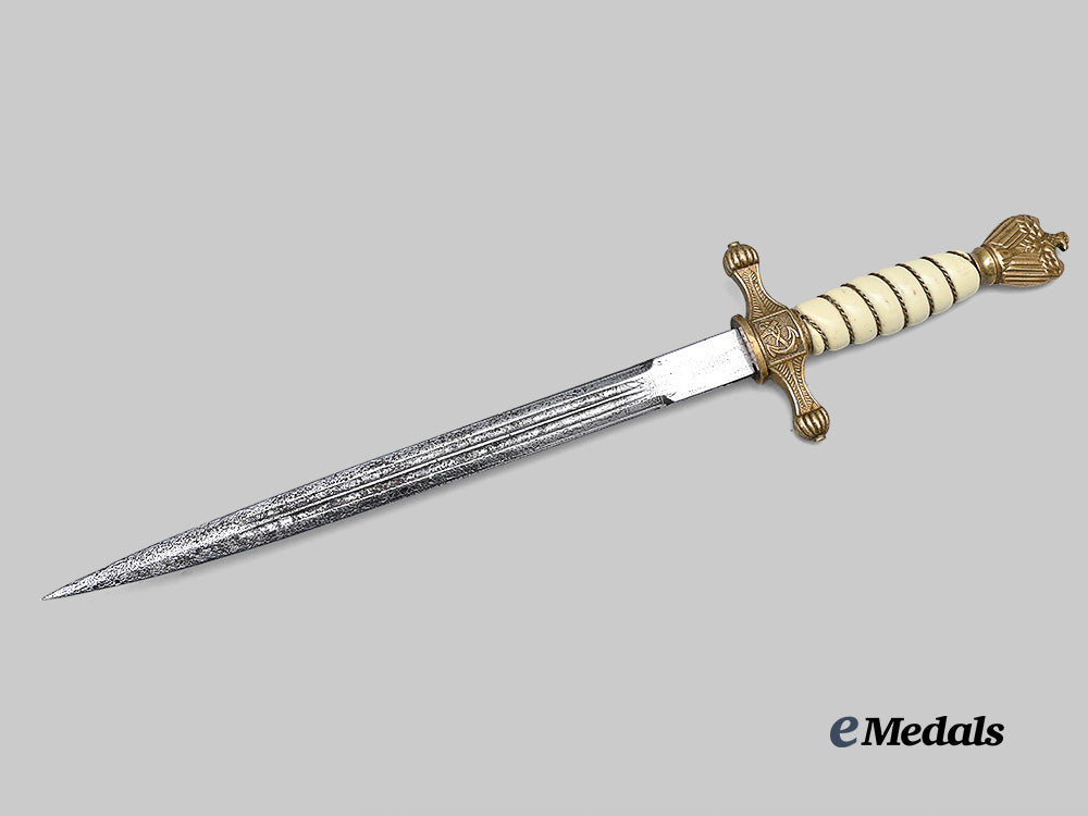 germany,_kriegsmarine._an_officer’s_dress_dagger,_by_carl_eickhorn_e_medals__g62759_5