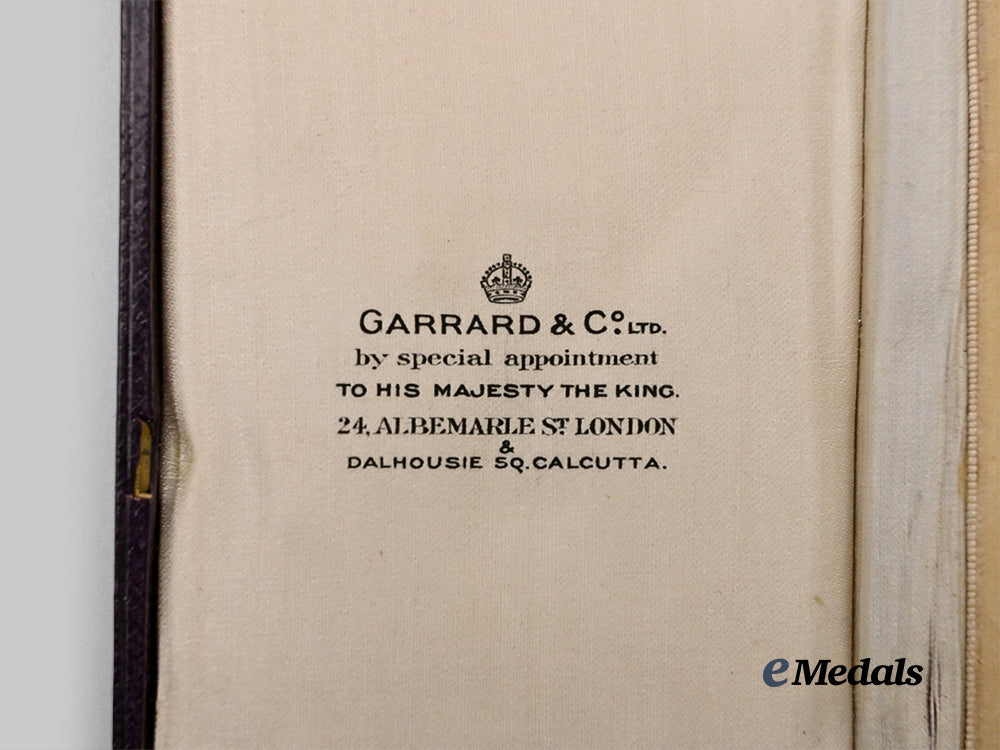 united_kingdom._a_lot_of_two_order_of_the_british_empire_cases_e_medals__m0332-34_11