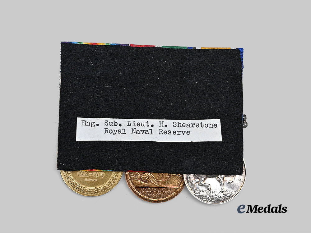 united_kingdom._a_first_war_medal_bar_to_harry_shearstone,_electrical_sub-_lieutenant,_royal_navy_e_medals__m0715-6_4
