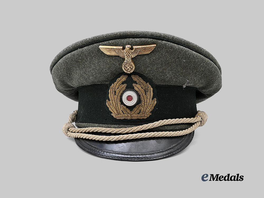 germany,_kriegsmarine._a_coastal_artillery_officer’s_visor_cap,_by_j_s_j_e_medals__g62745_2