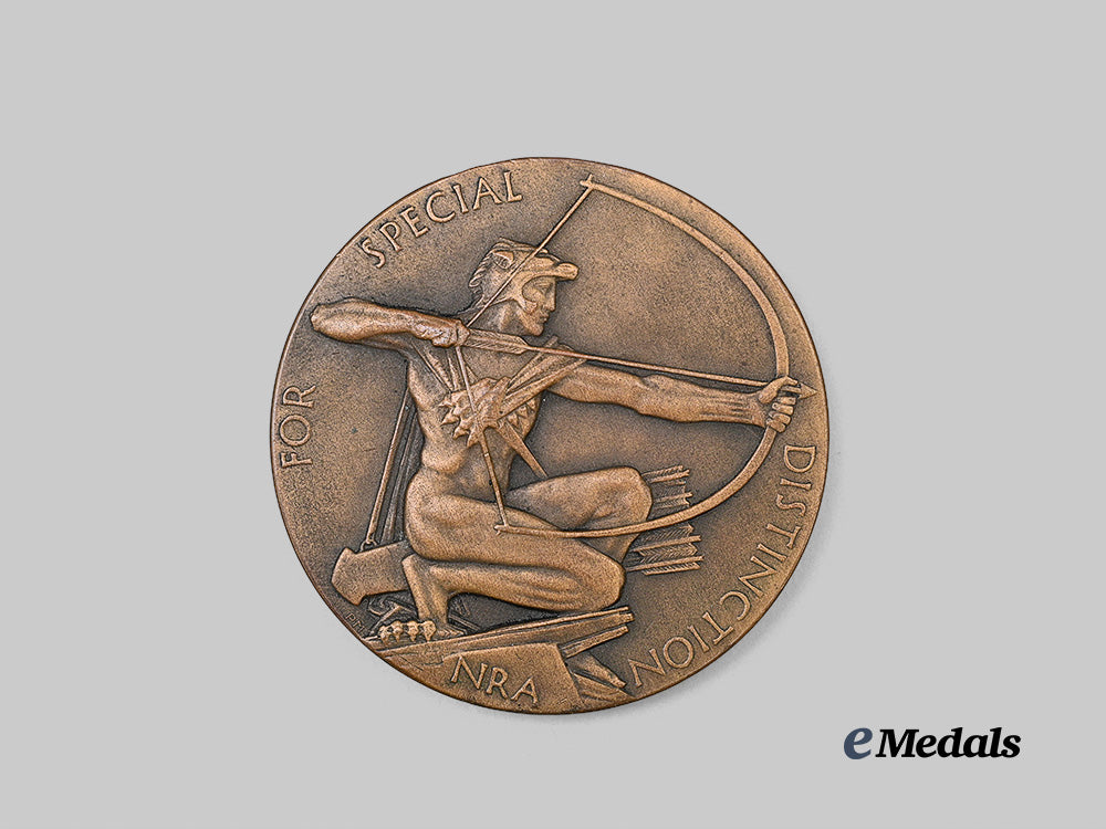 united_kingdom._a_king's_trophy_competition_prize_medal_for_the_national_rifle_association(_special_distinction-_shooting)_e_medals__g_b8520_3