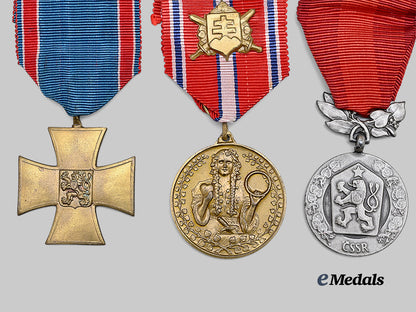 czechoslovakia,_republic._a_lot_of_five_medals_e_medals__m0625-145_3