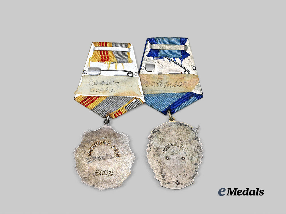 russia,_soviet_union._a_pair_of_orders_for_labour_merit_e_medals__e_u24459_4