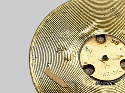 czechoslovakia._a_trench_art_brass_shell_with_sunflowers_e_medals__e_u24144_9