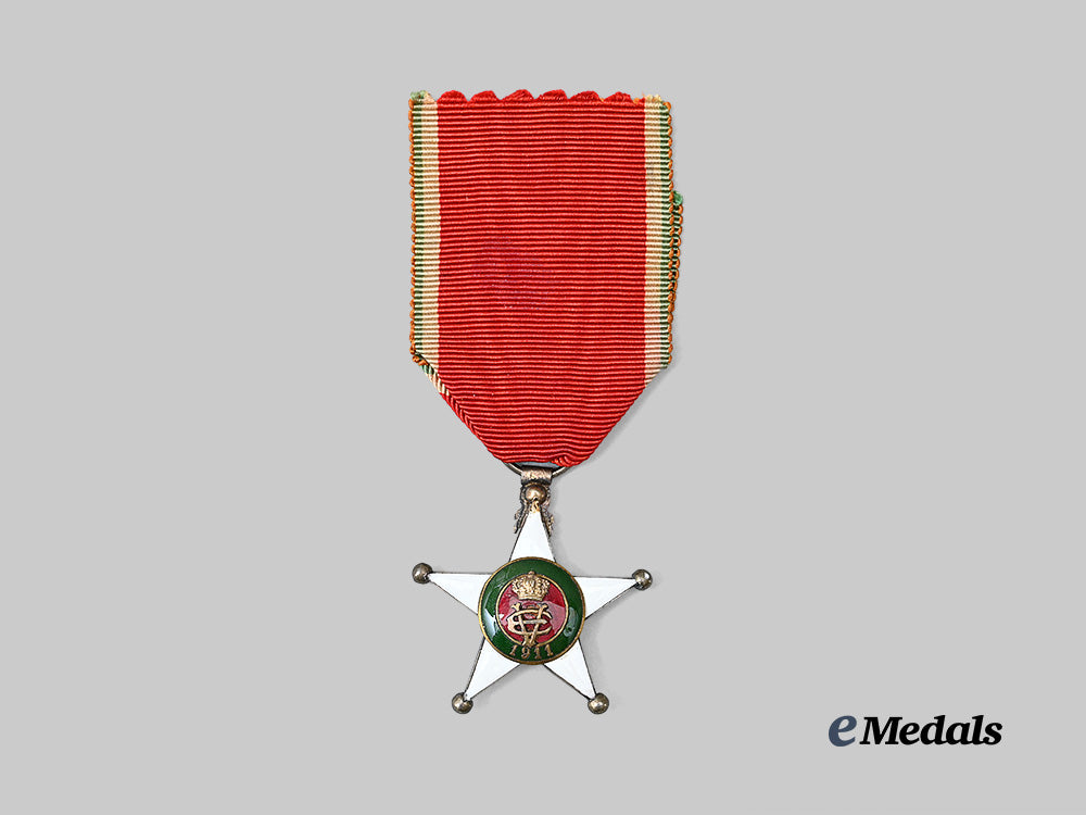 italy,_kingdom._an_order_of_the_colonial_star_of_italy,_knight_e_medals__m0704-103_2