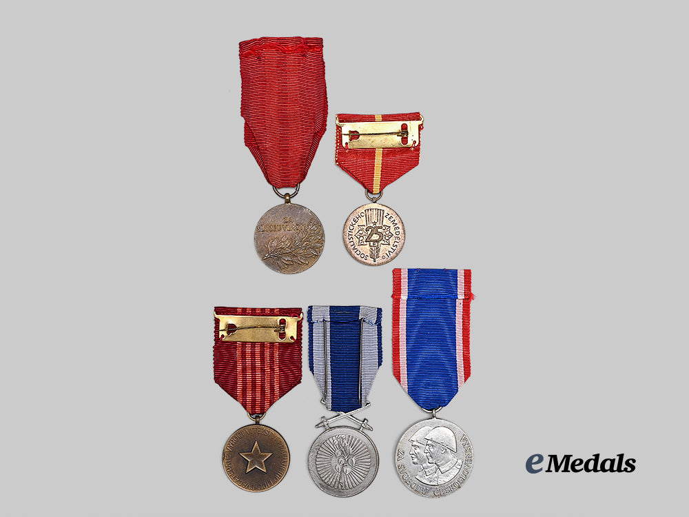 czechoslovakia._a_lot_of_five_war_medals_e_medals__m0625-120_5