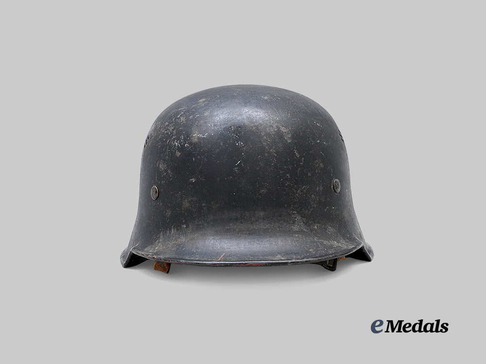 germany,_ordnungspolizei._a_fire_protection_police_m34_stahlhelm_e_medals__g62766_2