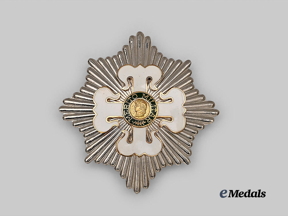 brazil,_republic._an_order_of_military_merit,_grand_officer_set_in_case,_c.1975_e_medals__m0332-35_9