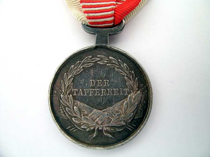 silver_bravery_medal_a3420003