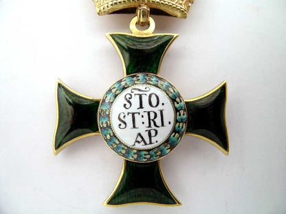 royal_hungarian_order_of_saint_stephan_a5190006