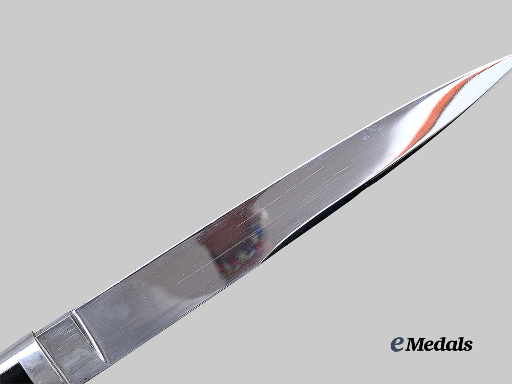 italy,_kingdom._an_m_v_s_n_officer’s_dagger_with_hanger_e_medals__e_u24841_8