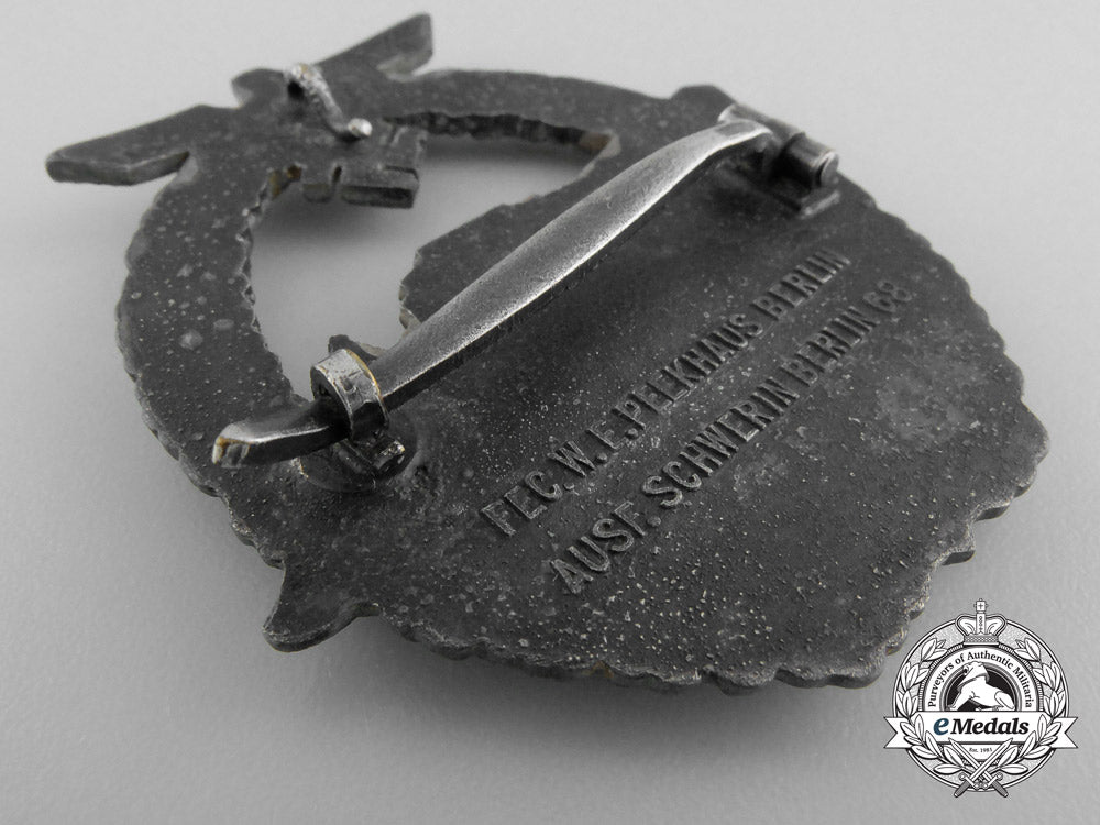 an_e-_boat_badge;_second_version_by_schwerin,_berlin;_second_version_a_0024_1