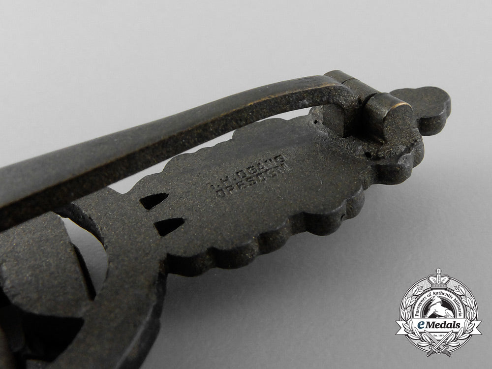 germany,_luftwaffe._a_short_range_night_fighter_clasp,_bronze_grade,_by_g.h._osang_a_0149_1