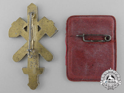 germany,_nsdap._two_gau_essen_participant_badges_a_0271_1_1_1