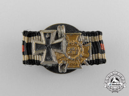 five_first_war_veterans&_commemorative_medals_and_badges_a_0421