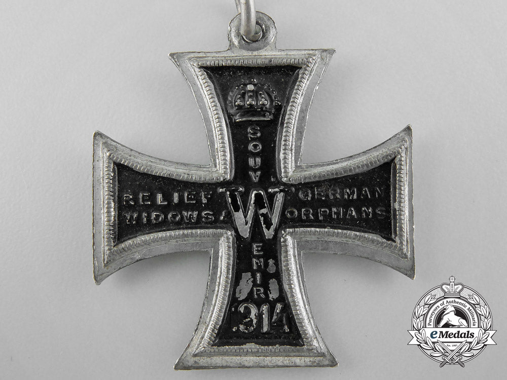 five_first_war_veterans&_commemorative_medals_and_badges_a_0422