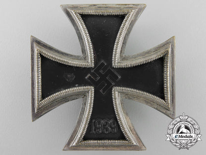 an_iron_cross_first_class1939;_round3_version_with_case_a_0945
