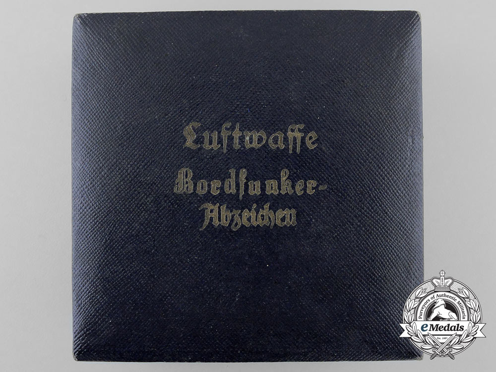 a_case_for_a_luftwaffe_radio_operator_badge_a_0976