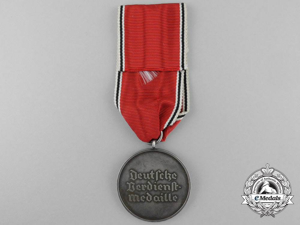 germany._an_order_of_the_german_eagle;_merit_medal_in_silver_a_0982