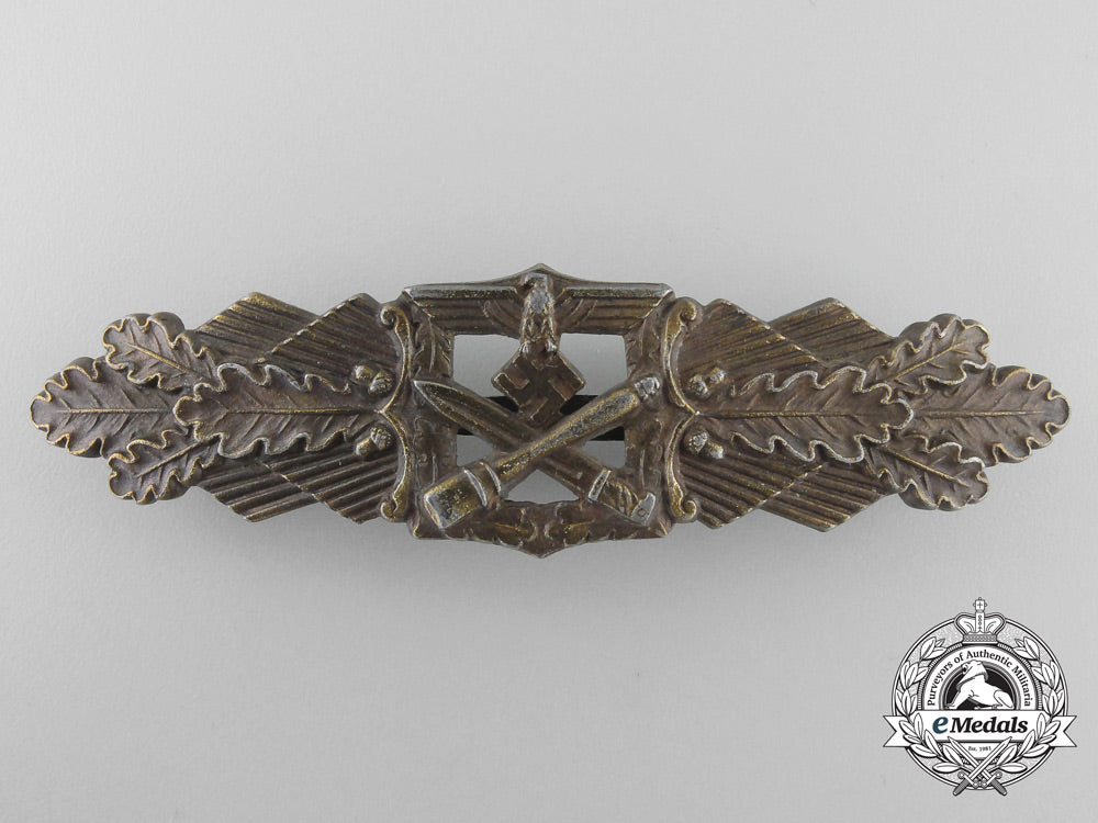 a_bronze_grade_close_combat_clasp_by_c.e.juncker_a_1093_1