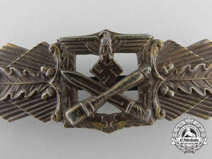a_bronze_grade_close_combat_clasp_by_c.e.juncker_a_1094_1