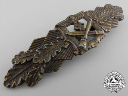 a_bronze_grade_close_combat_clasp_by_c.e.juncker_a_1098_1