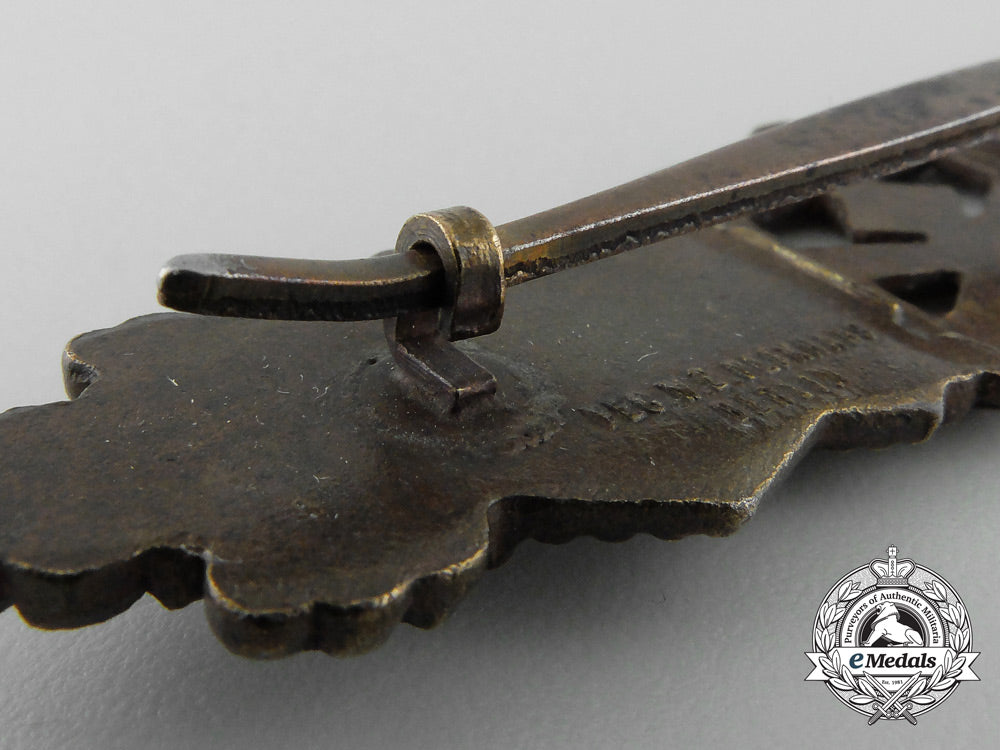 a_bronze_grade_close_combat_clasp_by_c.e.juncker_a_1100_1