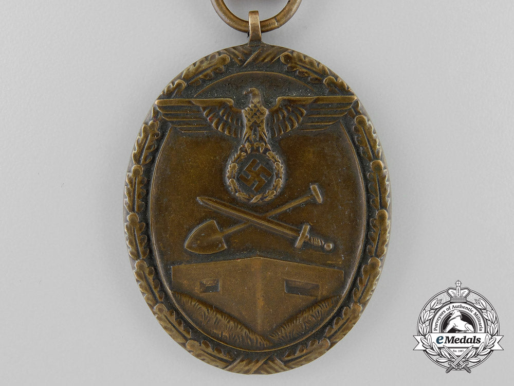 a_west_wall_medal_with_packet_a_1209
