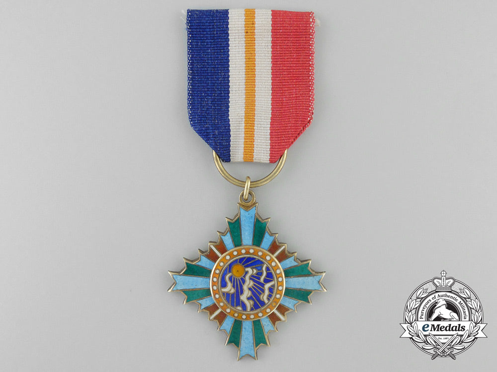 a_chinese_republic(_taiwan)_medal_of_the_brilliant_light_a_1223