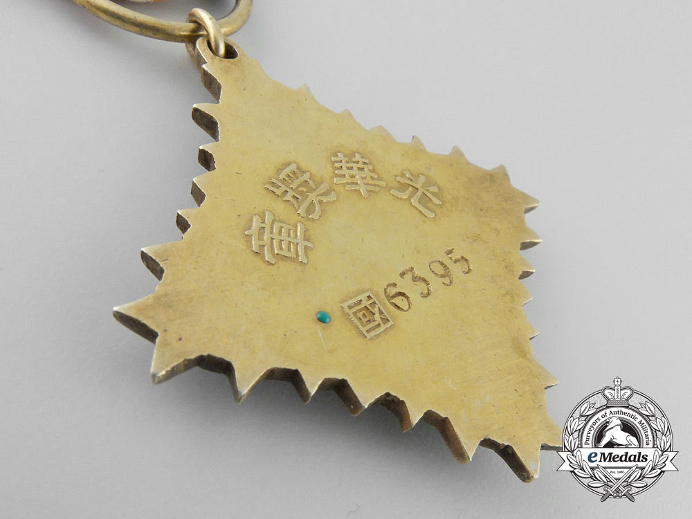 a_chinese_republic(_taiwan)_medal_of_the_brilliant_light_a_1227