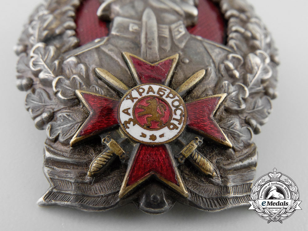 a_bulgarian_infantry_leader's2_nd_class_officer's_badge_a_1392