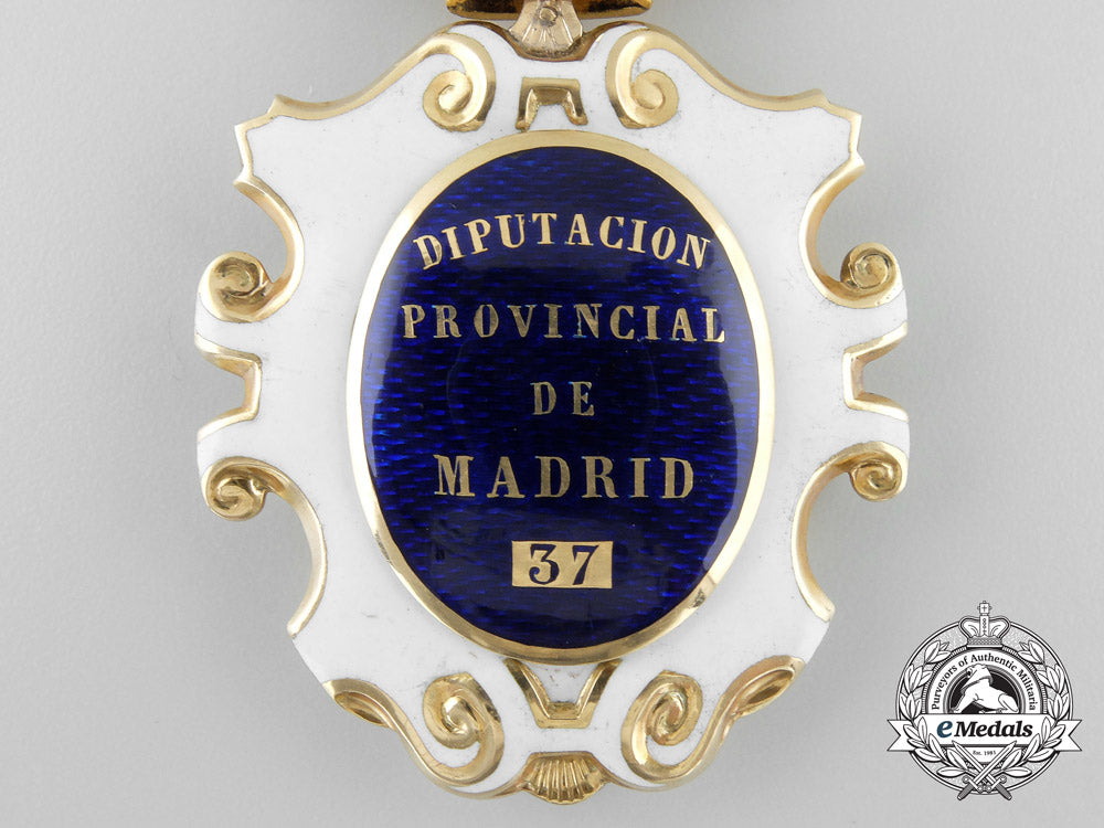 a_provincial_deputy’s_badge_of_madrid_in_gold_a_1403_1
