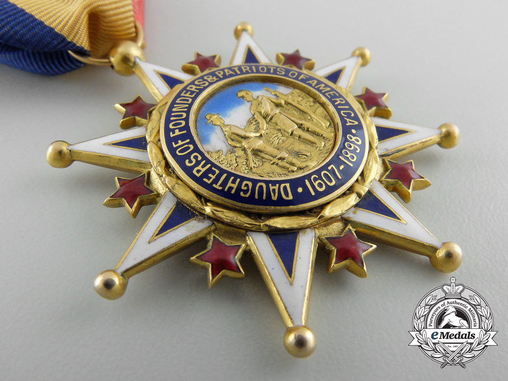 an_american_daughters_of_founders&_patriots_of_america_gold_medal_a_1799